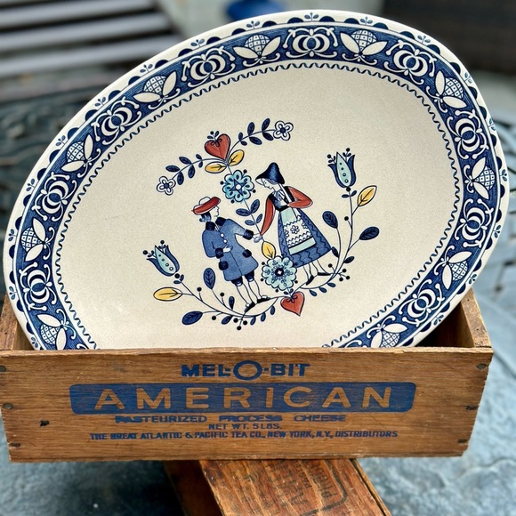 Johnson Brothers Other - Johnson Brothers Hearts & Flowers 13” Platter